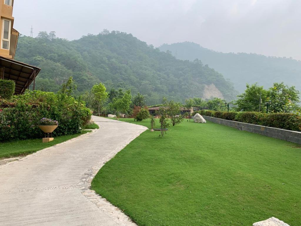 Aloha Serenity Apartments Rishikesh Ngoại thất bức ảnh